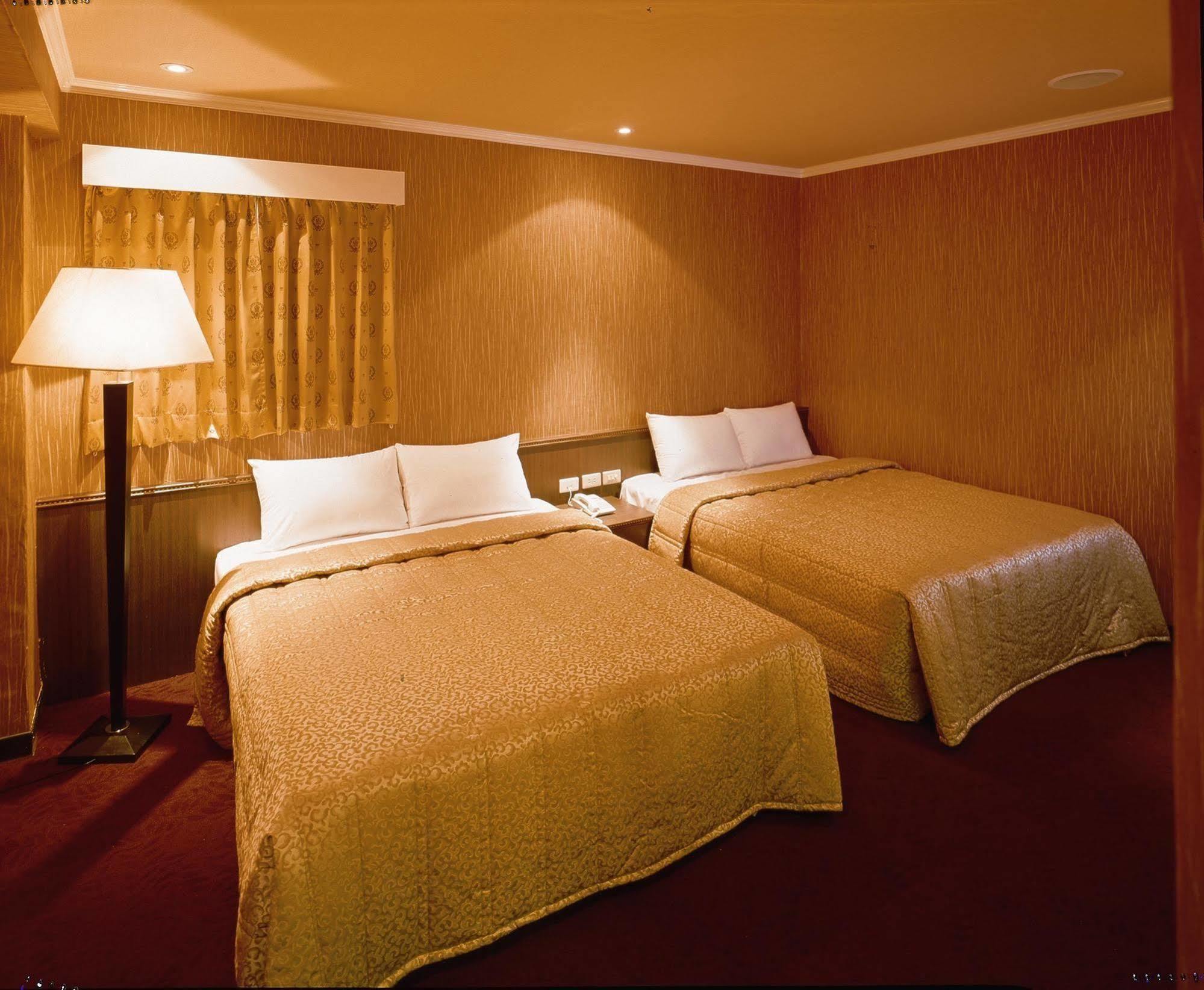 Huahou Hotell Kaohsiung Exteriör bild