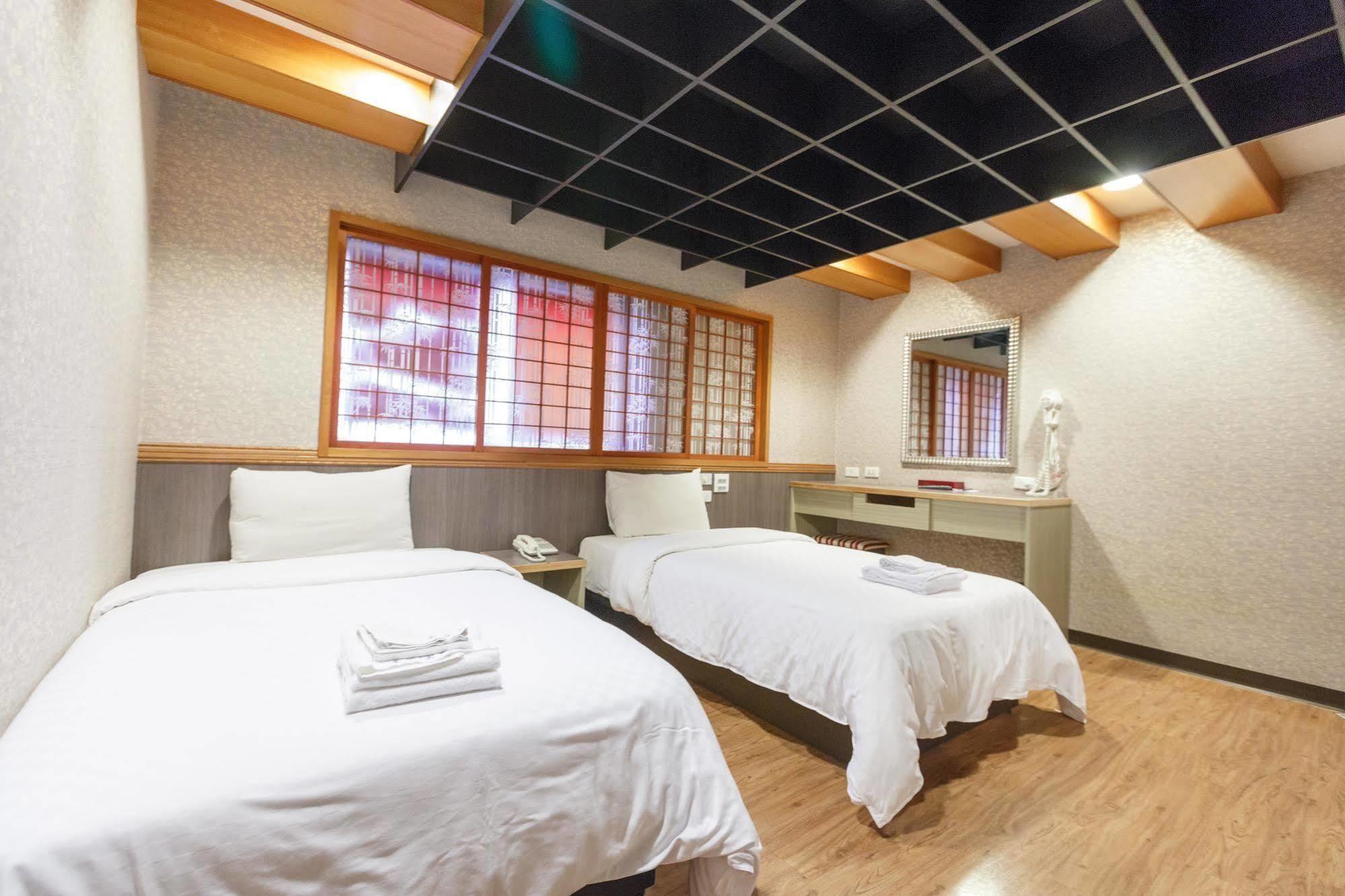 Huahou Hotell Kaohsiung Exteriör bild